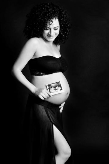 ממבט ראשון - סטודיו לצילום הריון, תינוקות ומשפחה